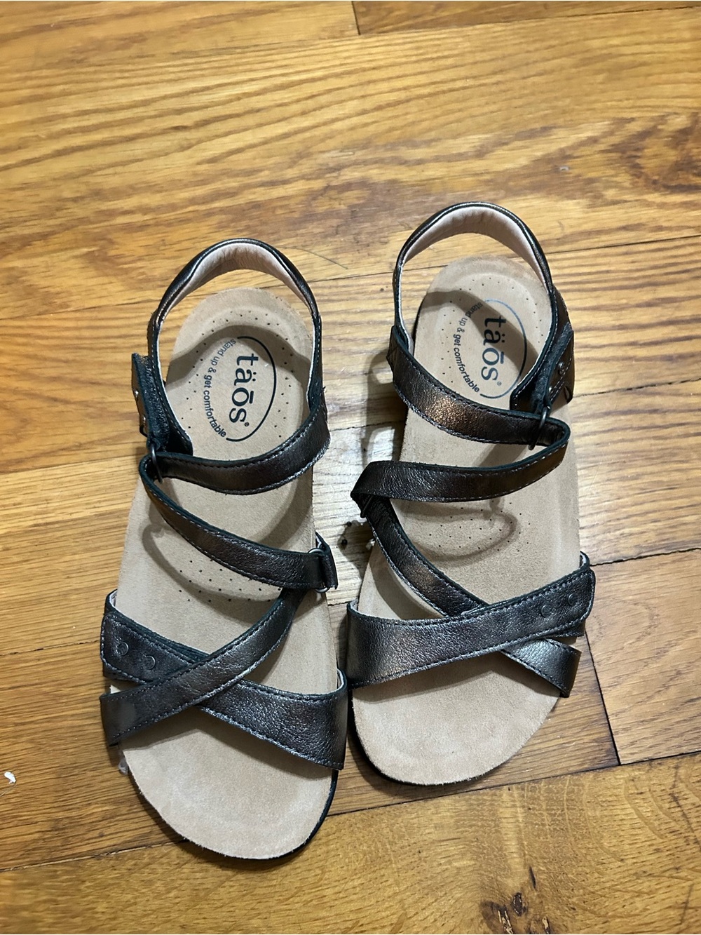 Taos Footwear Women’s Big Time Ankle Strap Sandals Sz6 Metallic Bronze NWOB